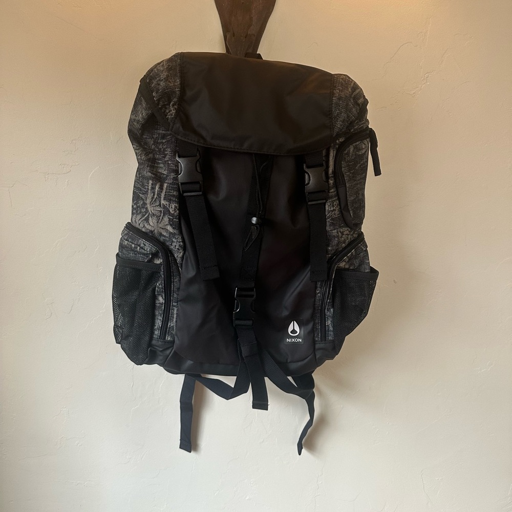 NWT Nixon water proof backpack